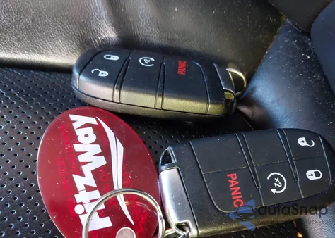 2014 Dodge Journey R/T z USA, uszkodzony, nr VIN 3C4PDCEG2ET289368